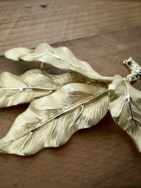 ROBERTO BY RFM SIGNED BRUSHED GOLD LEAF BRANCH STATEMENT PENDANT